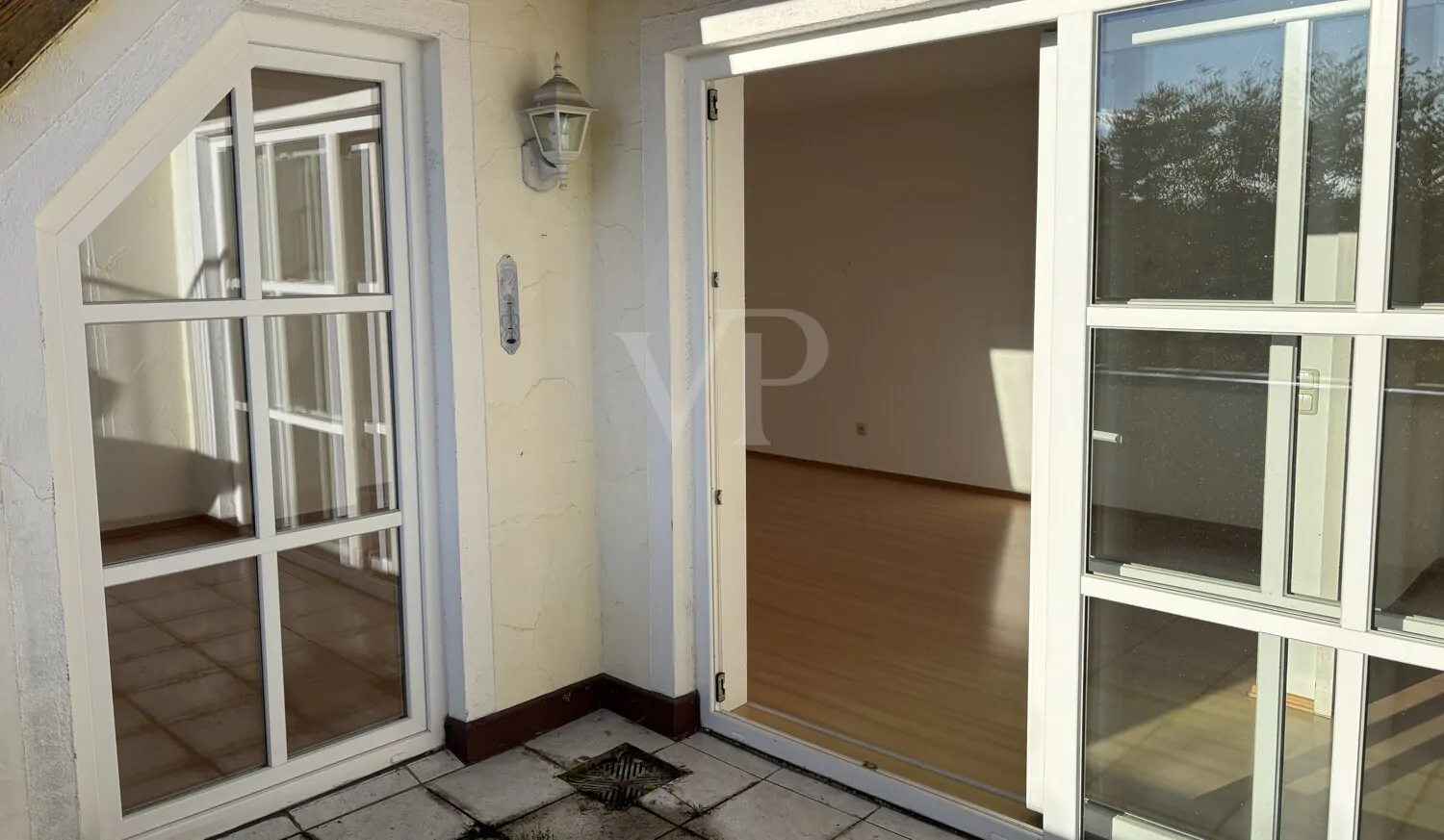 Lichtdurchflutet mit großzügiger Dachterrasse im Univiertel