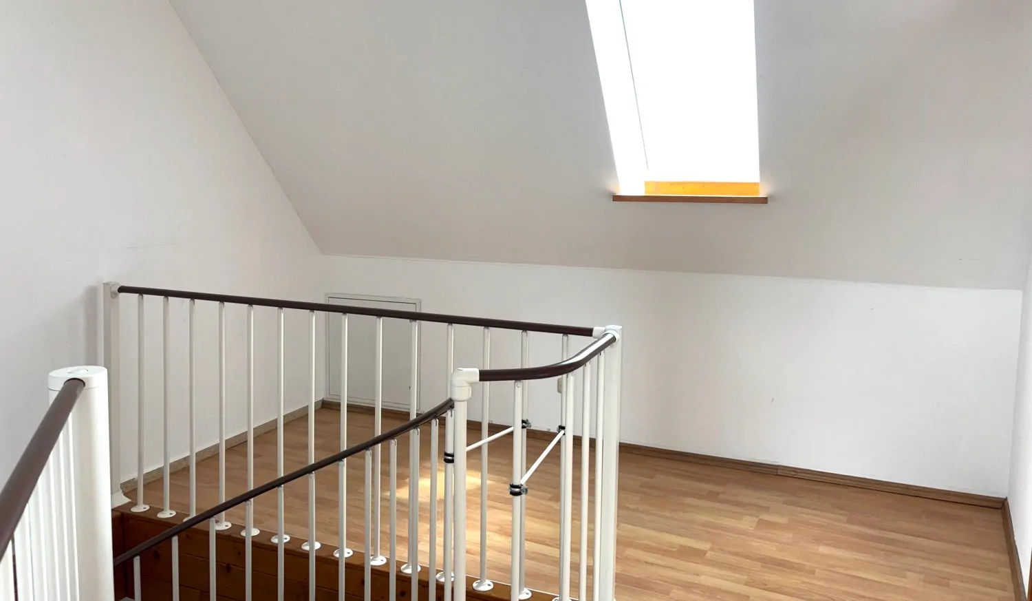 Lichtdurchflutet mit großzügiger Dachterrasse im Univiertel