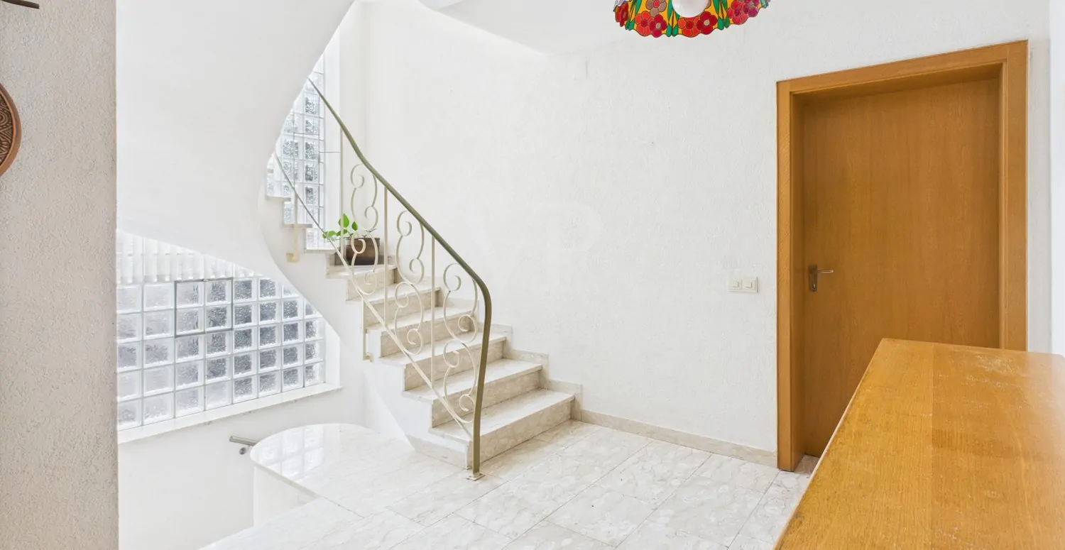 Viel Platz für die ganze Familie - großzügiges Einfamilienhaus mit Feldblick