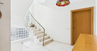 von_poll_real_estate_property_25122104_image_6