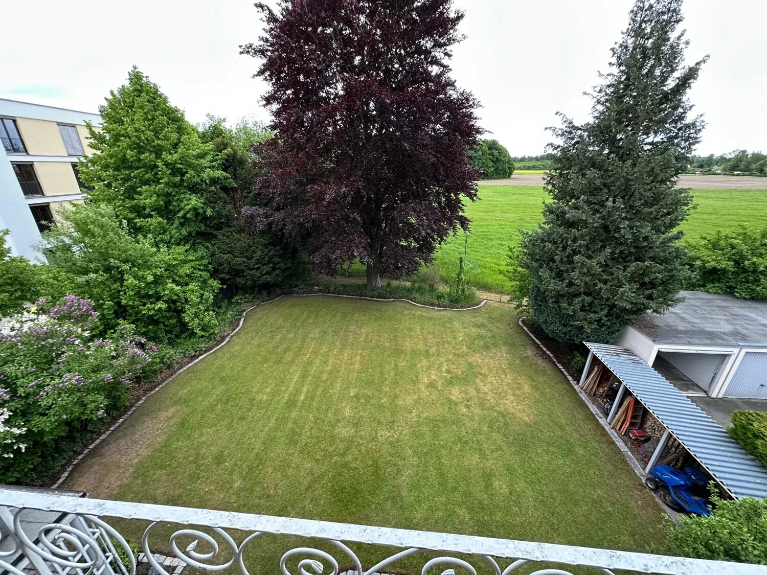 Rengeteg hely az egész családnak - tágas családi ház kilátással a mezőkre