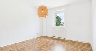 von_poll_real_estate_property_25122081_image_1