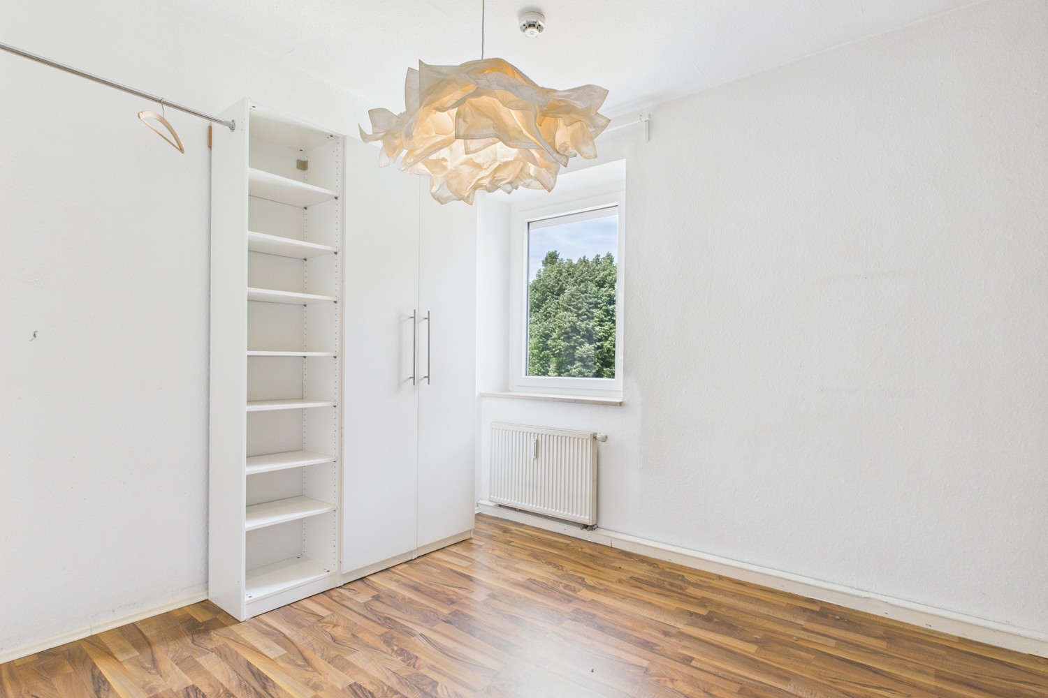 Lichtdurchflutete und moderne 4-Zimmer-Wohnung mit Potential zur Teilung