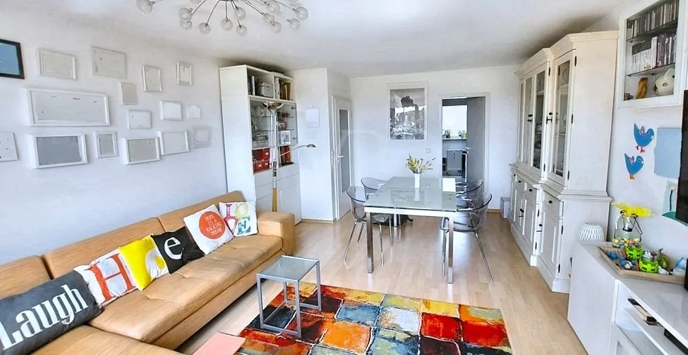 Wohnung mit 2 Bädern und Dachterrasse