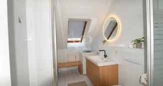 von_poll_real_estate_property_25122080_image_2