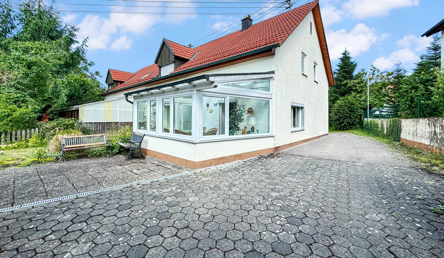 Gemütliche Doppelhaushälfte im Grünen