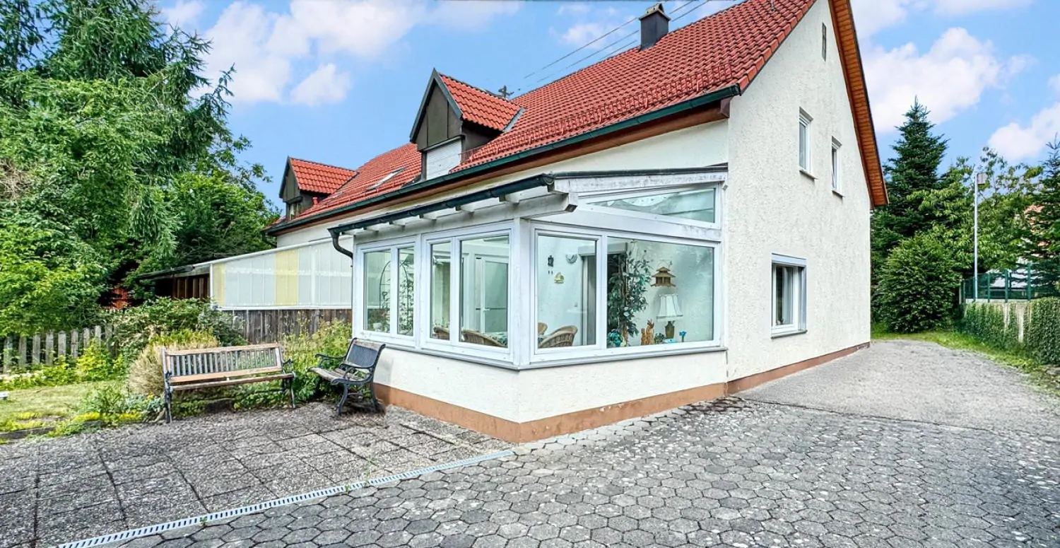 Gemütliche Doppelhaushälfte im Grünen