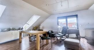 von_poll_real_estate_property_25122105_image_2