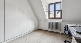 von_poll_real_estate_property_25122124_image_6