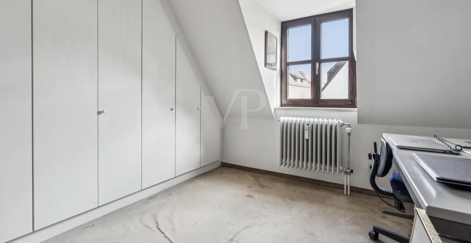 Exklusive Maisonette-Wohnung in Augsburg – vielseitig nutzbar und großzügig geschnitten