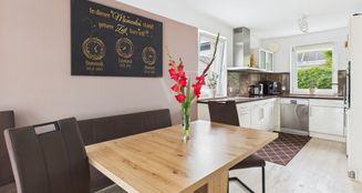 von_poll_real_estate_property_25122100_image_3
