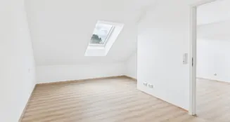 von_poll_real_estate_property_25122103_image_3