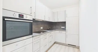 von_poll_real_estate_property_25122103_image_4