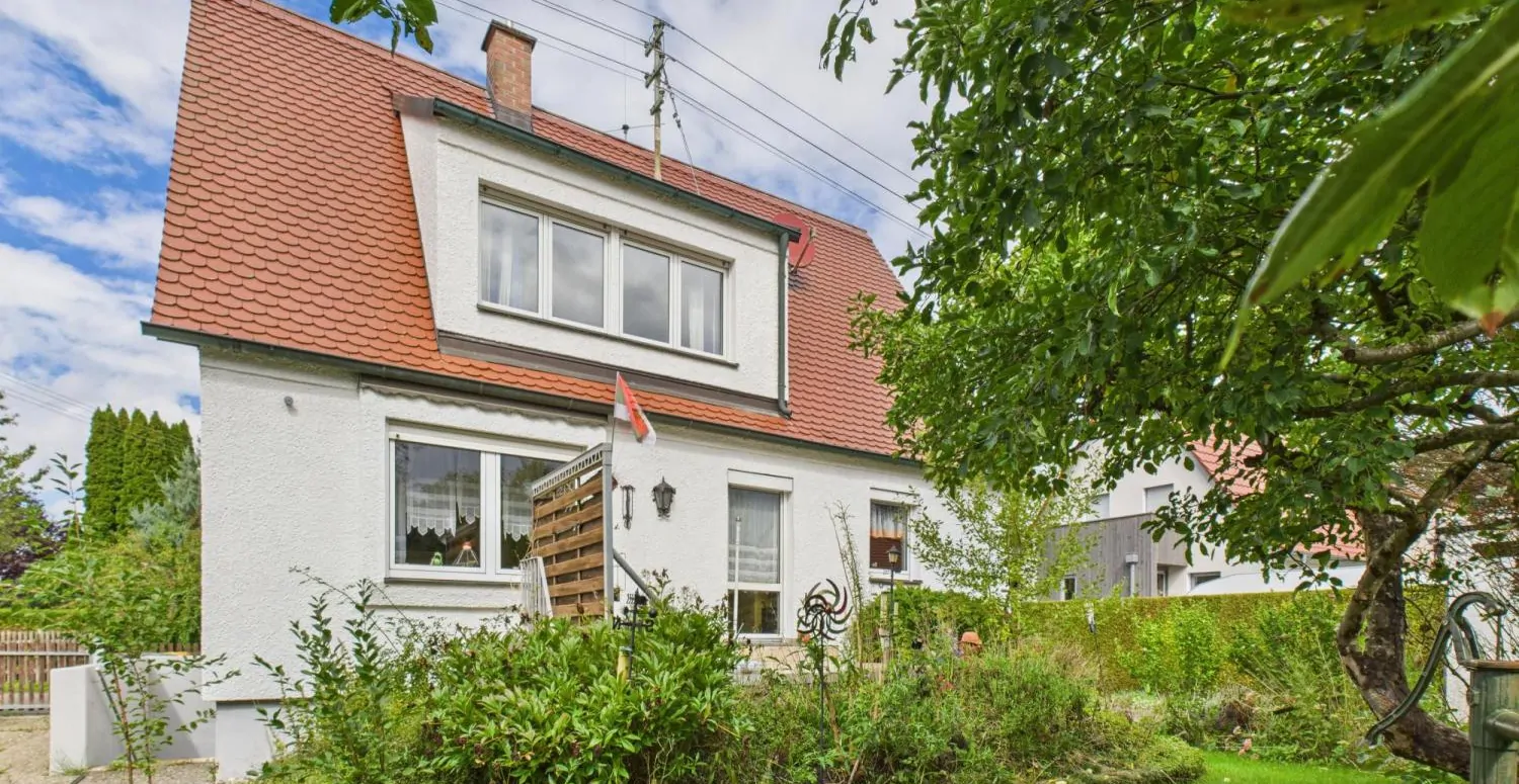 Gemütliches Einfamilienhaus auf einem großen Grundstück