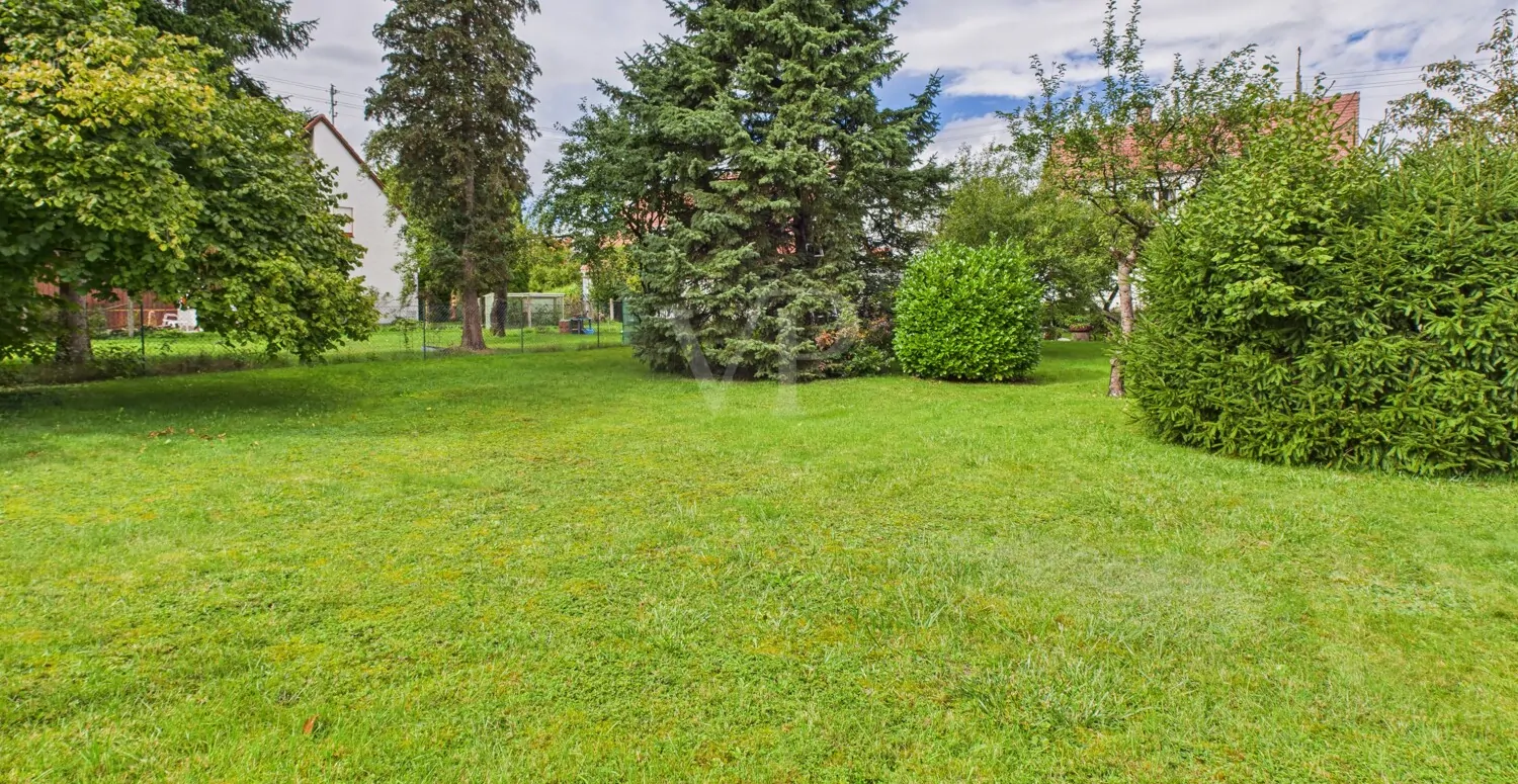 Gemütliches Einfamilienhaus auf einem großen Grundstück