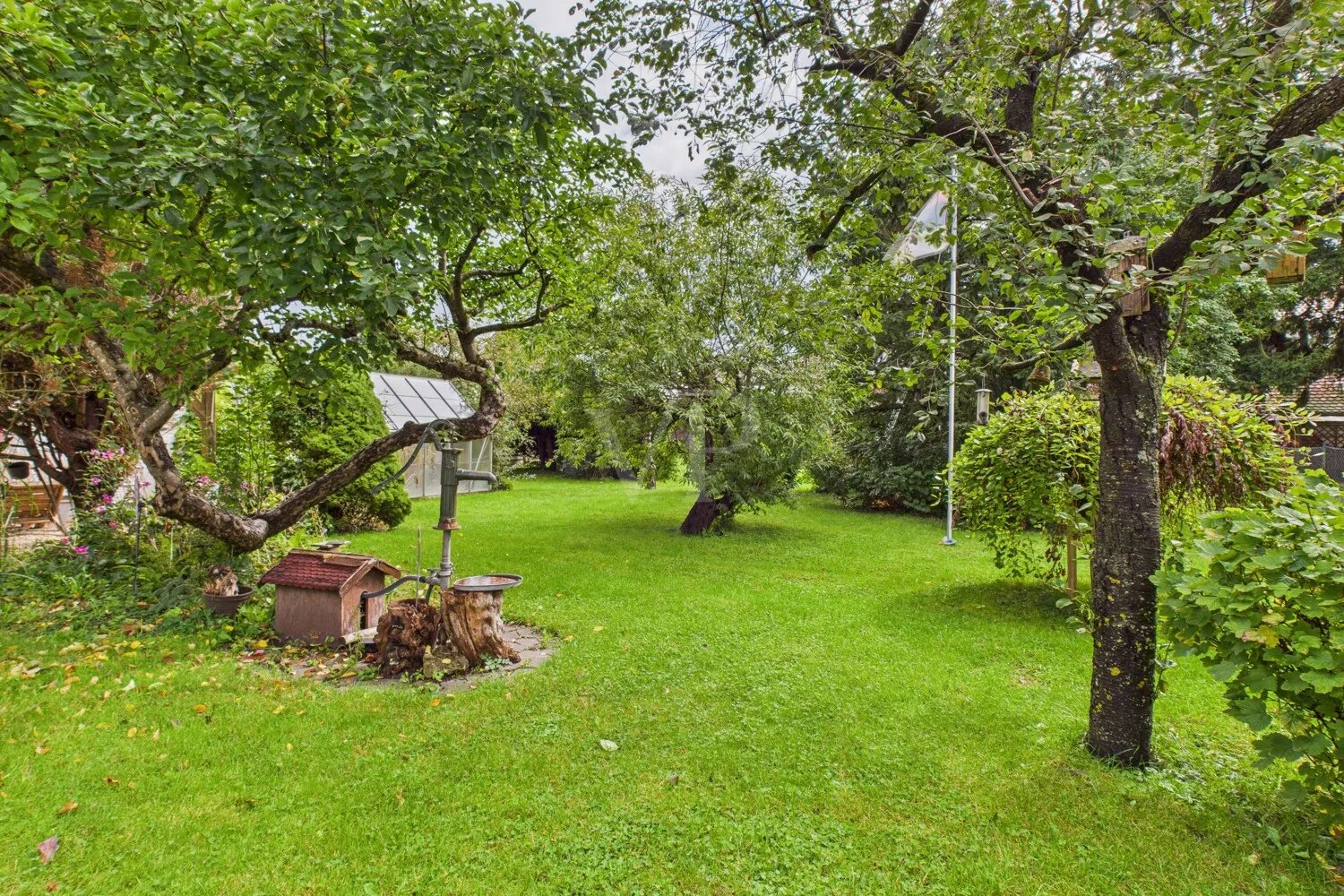 Sofort bezugsbereit - gemütliches Einfamilienhaus auf einem großen Grundstück