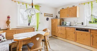 von_poll_real_estate_property_25122119_image_3