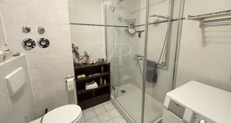 von_poll_real_estate_property_25122121_image_2