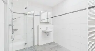 von_poll_real_estate_property_25122102_image_8