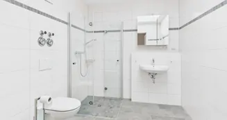 von_poll_real_estate_property_25122102_image_7