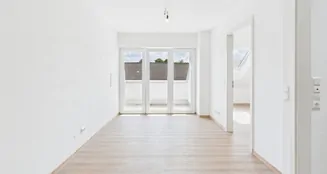 von_poll_real_estate_property_25122102_image_1