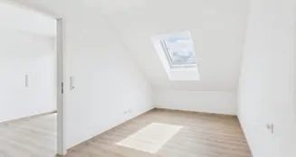 von_poll_real_estate_property_25122102_image_5