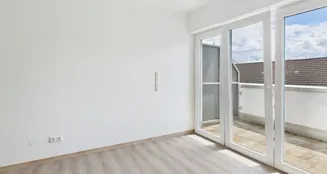 von_poll_real_estate_property_25122102_image_3