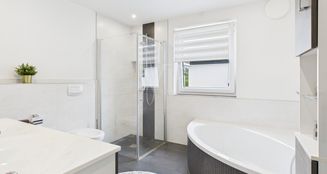 von_poll_real_estate_property_25122123_image_12