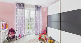 von_poll_real_estate_property_25122123_image_6