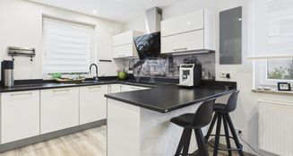von_poll_real_estate_property_25122123_image_6