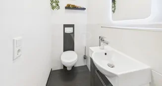 von_poll_real_estate_property_25122123_image_9