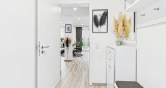 von_poll_real_estate_property_25122123_image_2