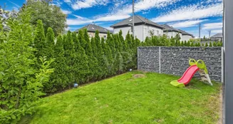 von_poll_real_estate_property_25122123_image_12