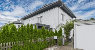 von_poll_real_estate_property_25122123_image_10