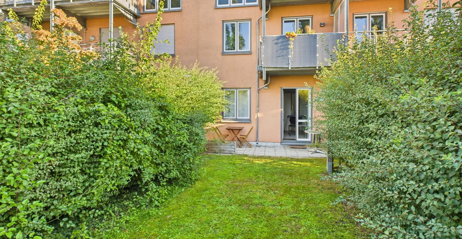 Möbliertes Apartment mit Terrasse und Garten in zentraler Lage