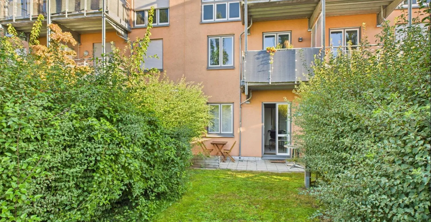 Möbliertes Apartment mit Terrasse und Garten in zentraler Lage