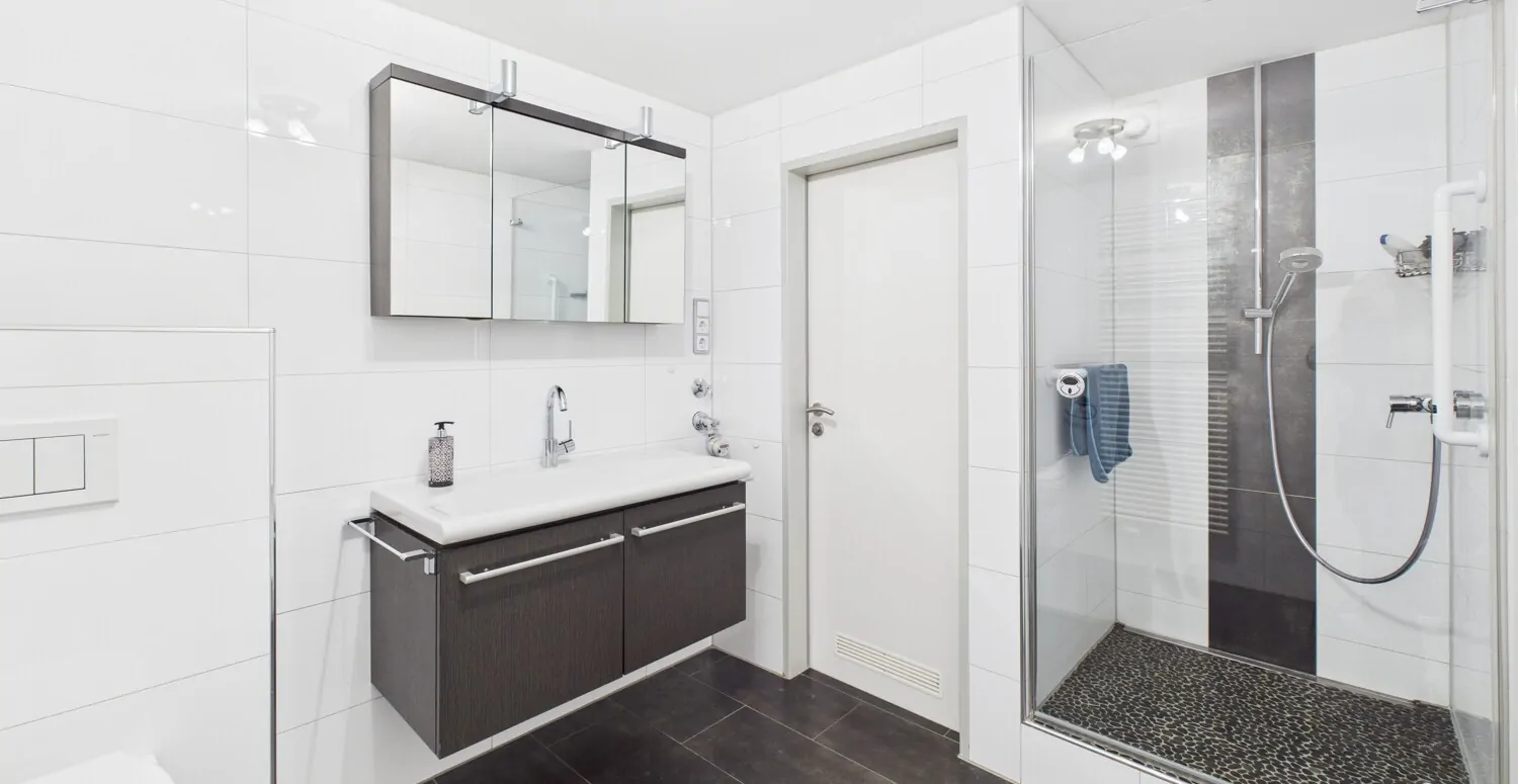 Ruhige 3-Zimmer-Wohnung mit Wintergarten inkl. Tiefgaragenstellplatz