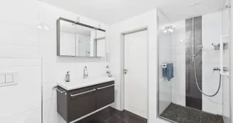 von_poll_real_estate_property_25122108_image_6