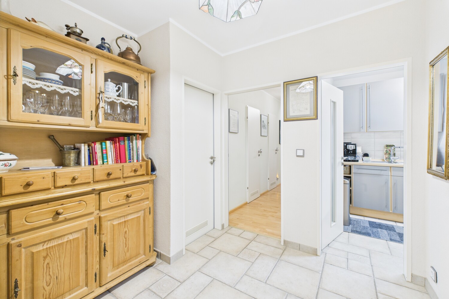 Mitten in Göggingen - 3 Zimmerwohnung mit Wintergarten