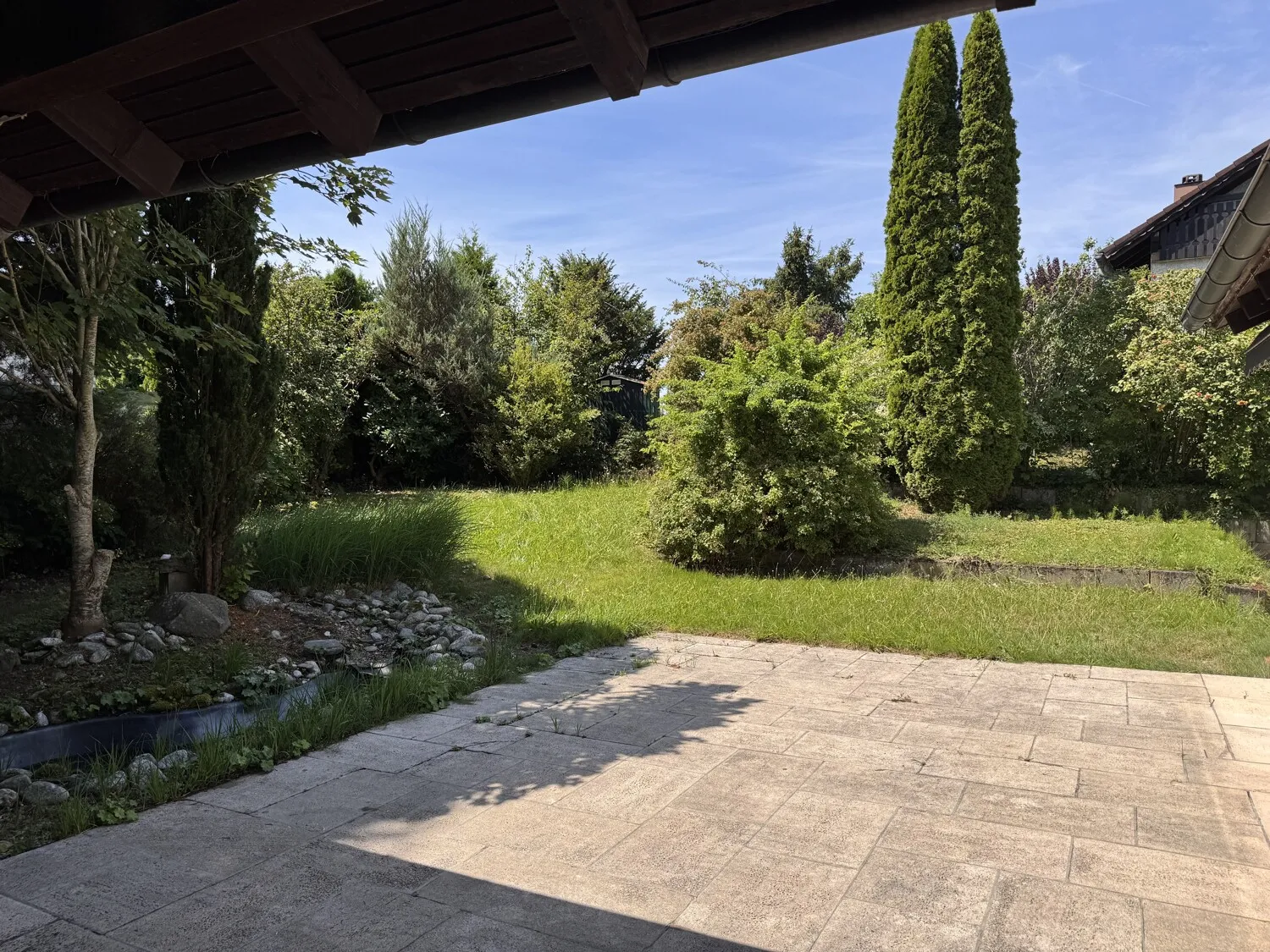 RESERVIERT: Attraktives Einfamilienhaus in Diedorf – Helles, großzügiges und gepflegtes Wohnen