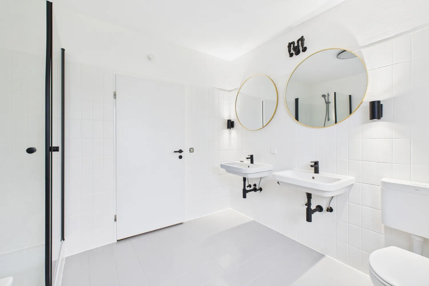 RESERVIERT: Attraktives Einfamilienhaus in Diedorf – Helles, großzügiges und gepflegtes Wohnen