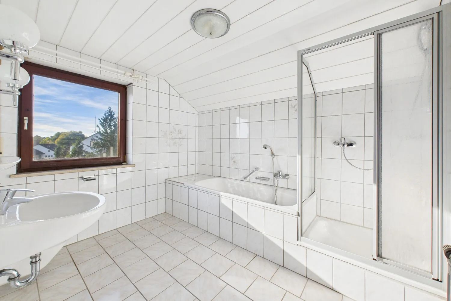 Badezimmer DG