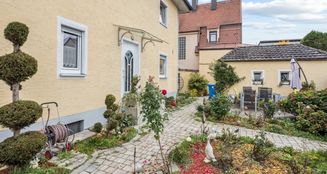 von_poll_real_estate_property_25122138_image_1