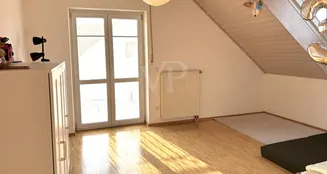 von_poll_real_estate_property_25122125_image_9