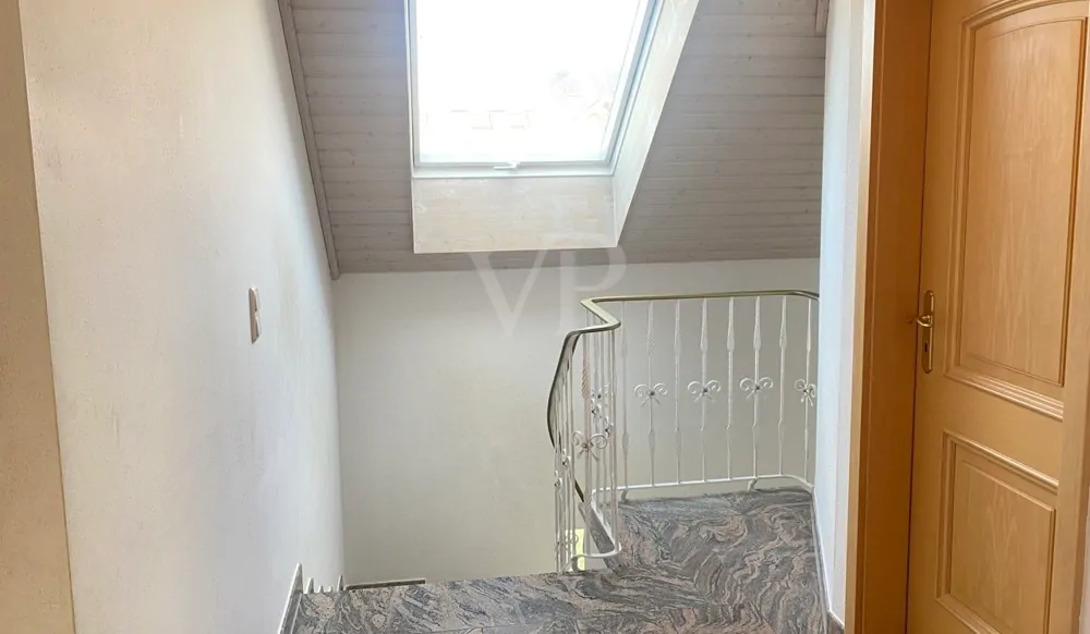 Großzügiges Wohnen in guter Nachbarschaft