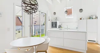 von_poll_real_estate_property_25122120_image_0