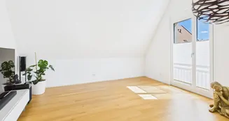 von_poll_real_estate_property_25122120_image_2