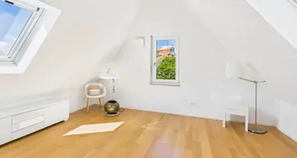 von_poll_real_estate_property_25122120_image_4