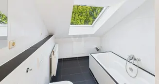 von_poll_real_estate_property_25122129_image_7