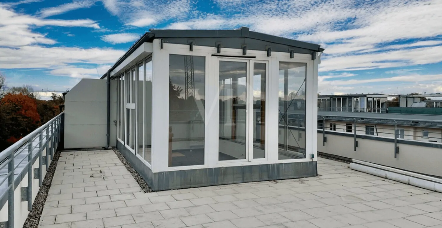 Lichtdurchflutete Maisonette mit Wintergarten und großzügiger Dachterrasse